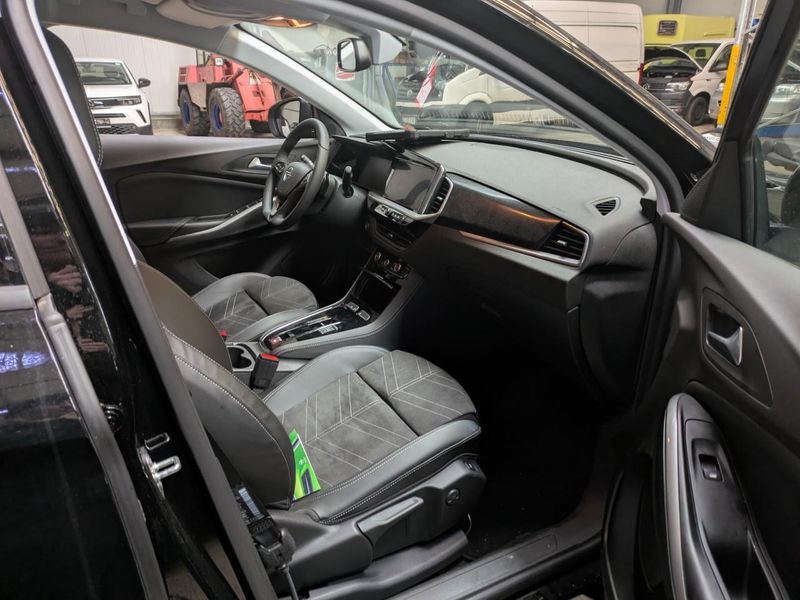 Opel Grandland X 1.2 Turbo GS Line — zdjęcie 5