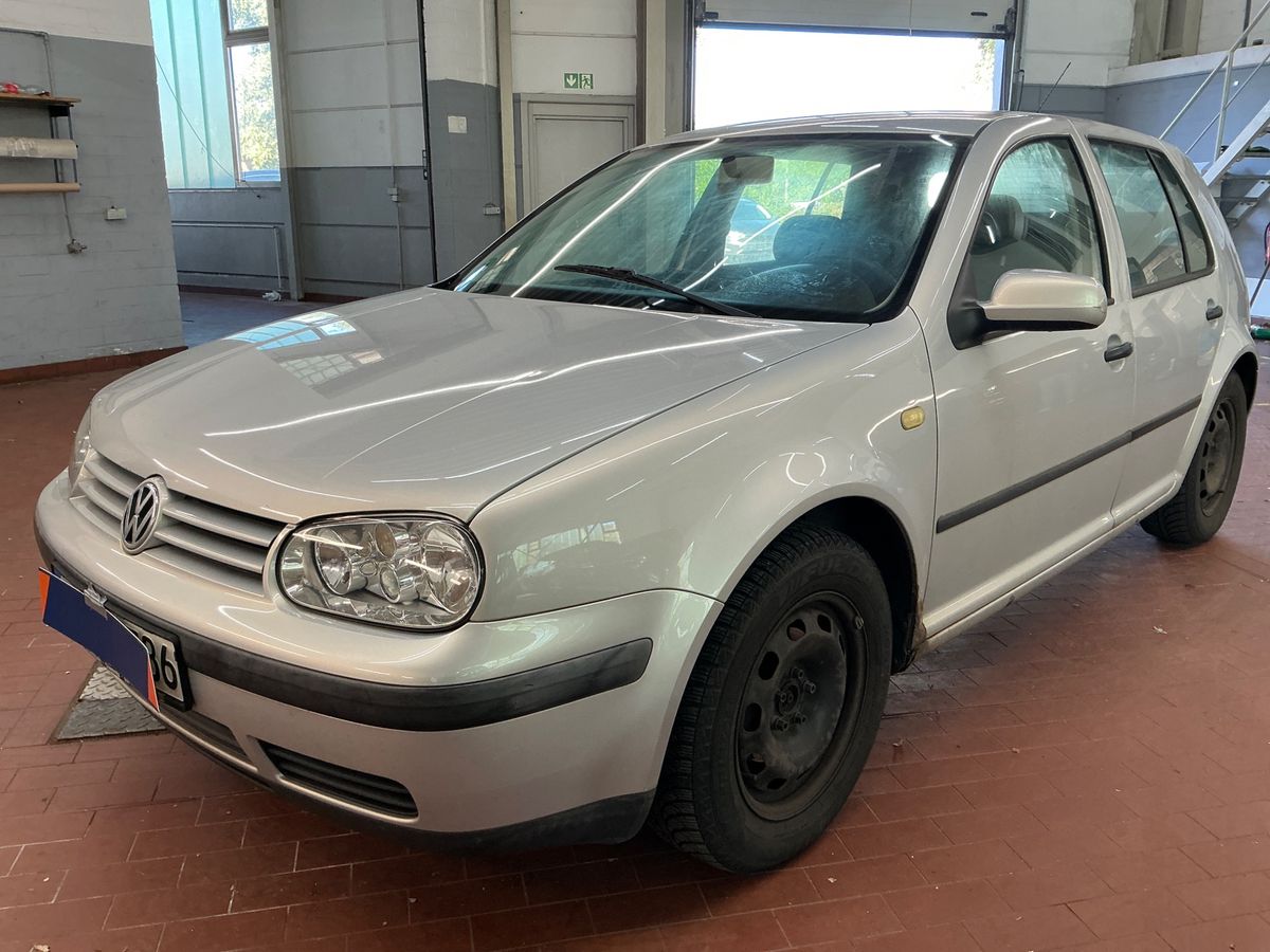 Volkswagen Golf IV 1.6 Comfortline
