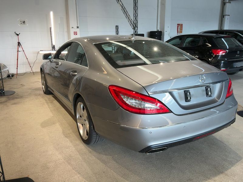 Mercedes-Benz CLS-Klasse CLS 350 d BlueEfficiency — zdjęcie 3