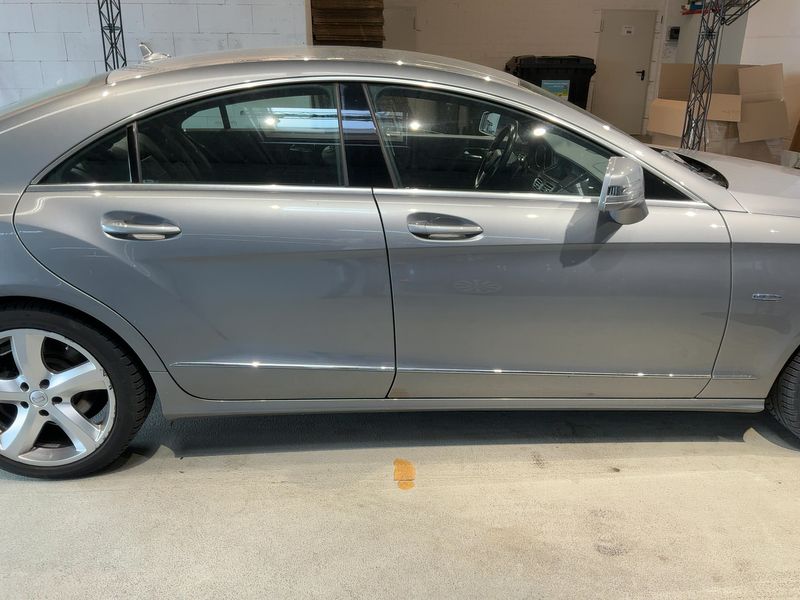 Mercedes-Benz CLS-Klasse CLS 350 d BlueEfficiency — zdjęcie 7