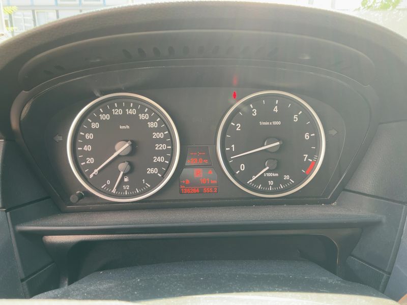 BMW 5er 525i xDrive 2008 – снимка 19