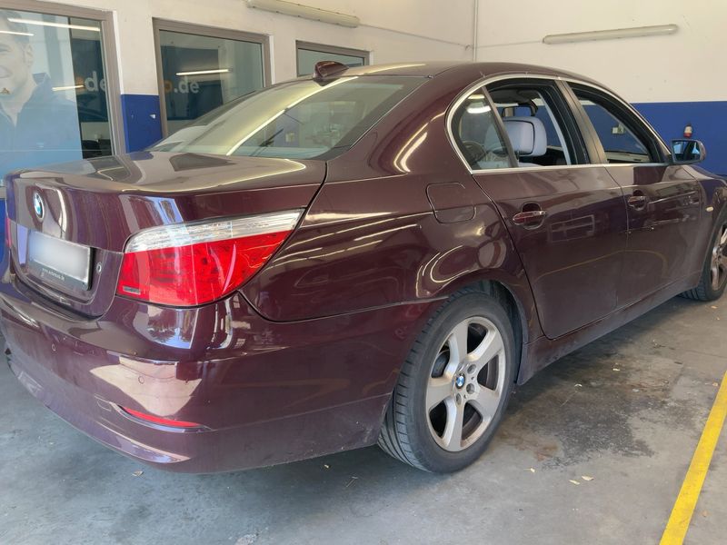 BMW 5er 525i xDrive 2008 – снимка 8
