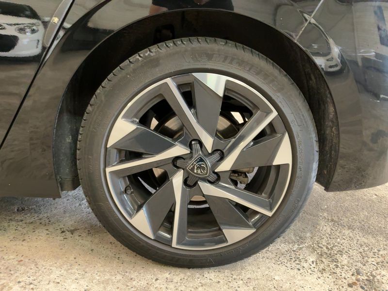Peugeot 308 1.2 PureTech Allure Pack 2023 – снимка 5