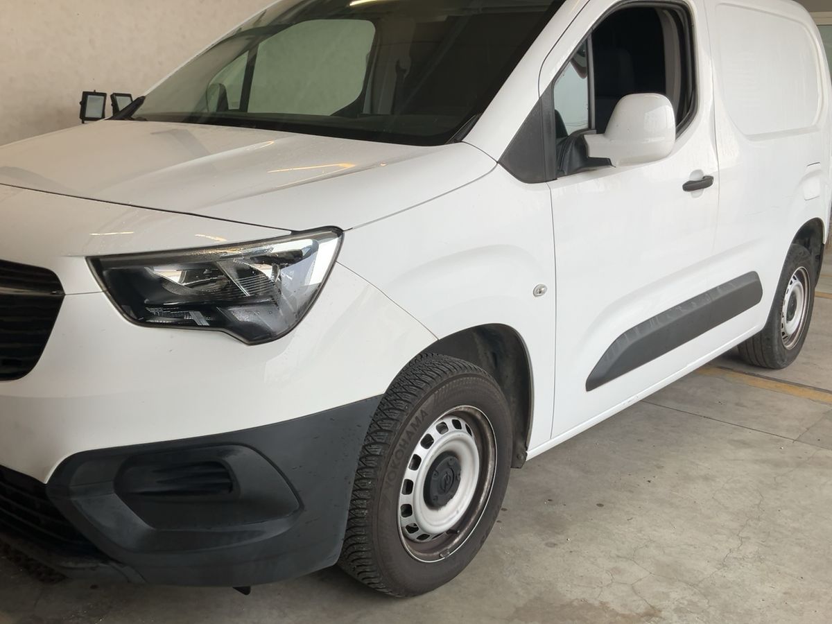 Opel Combo 1.2 Turbo Edition