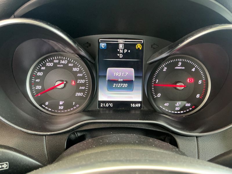 Mercedes-Benz C-Klasse C 220 d T BlueTEC AMG Line — zdjęcie 13