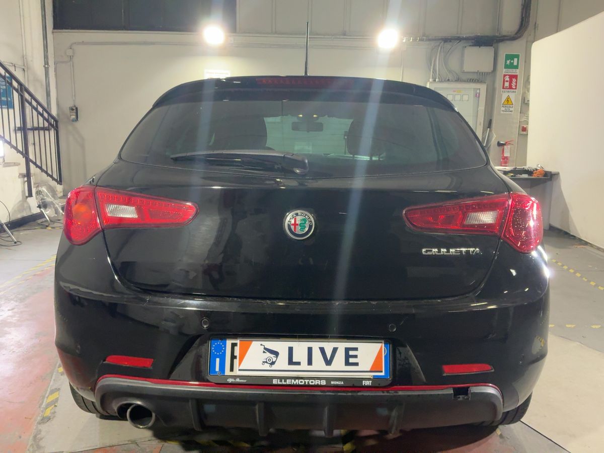 Alfa Romeo 2018 — photo 8