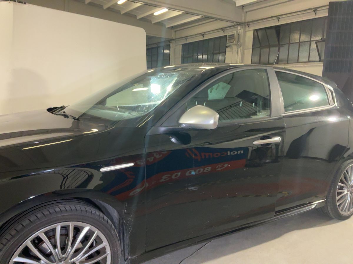 Alfa Romeo 2018 — photo 5
