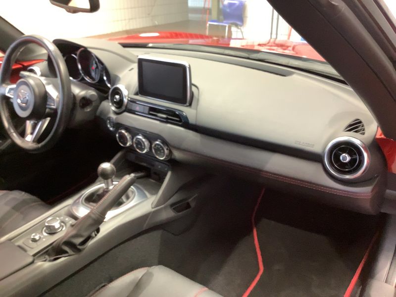 Mazda MX-5 1.5 Sports-Line — zdjęcie 12