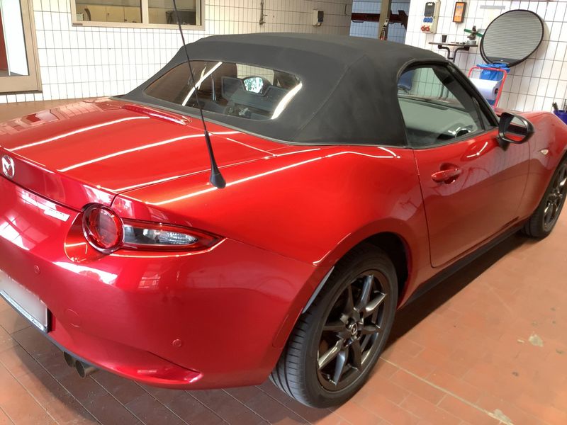 Mazda MX-5 1.5 Sports-Line — zdjęcie 6
