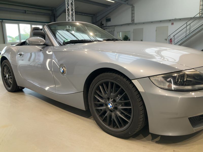 BMW Z4 2.0i — zdjęcie 8