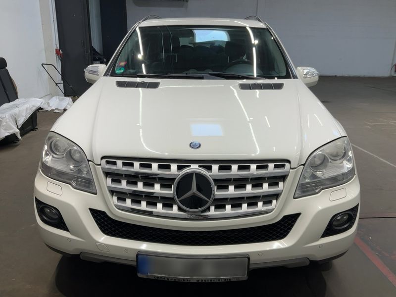 Mercedes-Benz M-Klasse ML 350 CDI 4Matic Blutec — zdjęcie 9