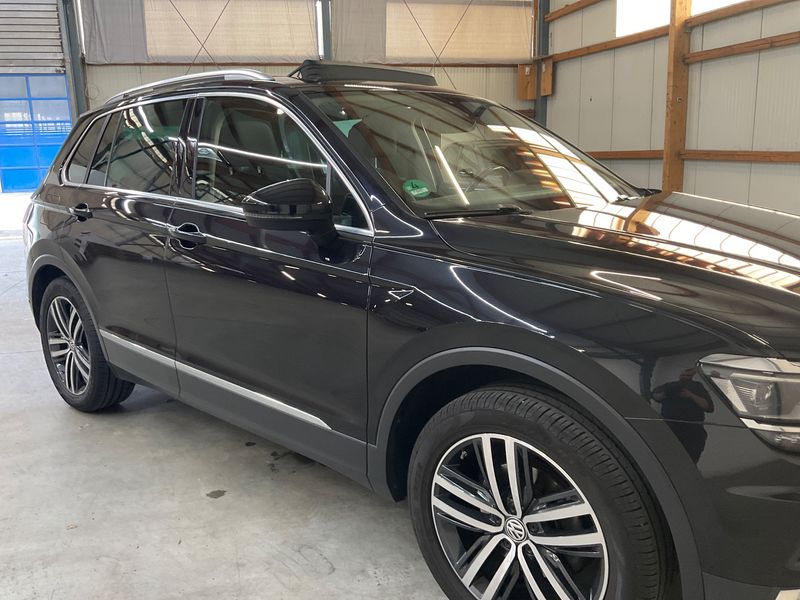 Volkswagen Tiguan 2.0 TDI Highline 4Motion BlueMotion Tech — zdjęcie 8