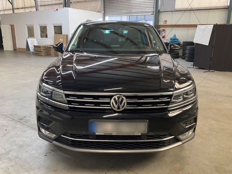 Volkswagen Tiguan 2.0 TDI Highline 4Motion BlueMotion Tech — zdjęcie 9