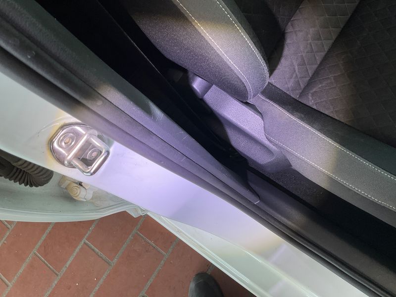 Skoda Rapid Spaceback 1.2 TSI Emotion Plus 2015 – снимка 38