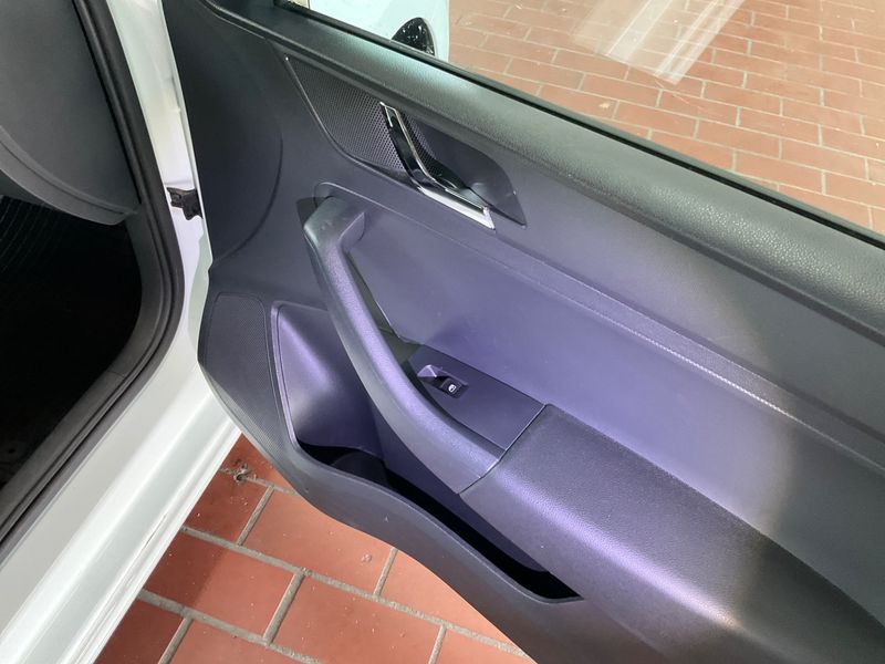 Skoda Rapid Spaceback 1.2 TSI Emotion Plus 2015 – снимка 39