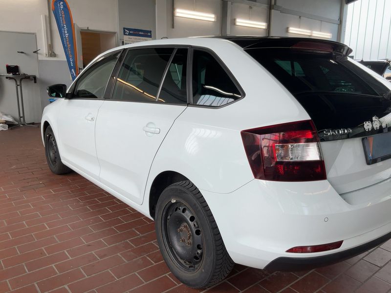 Skoda Rapid Spaceback 1.2 TSI Emotion Plus — zdjęcie 3