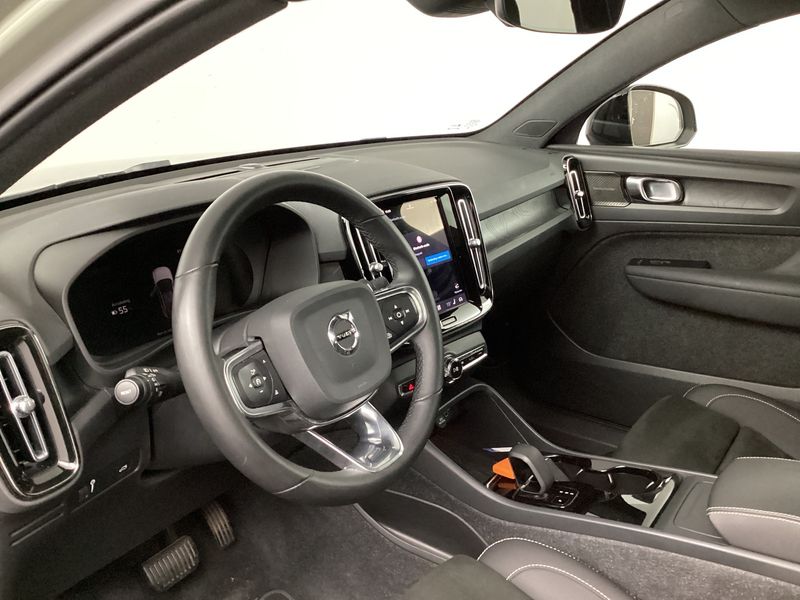 Volvo C40 Recharge Twin Pure 300 kW Ultimate AWD — zdjęcie 5
