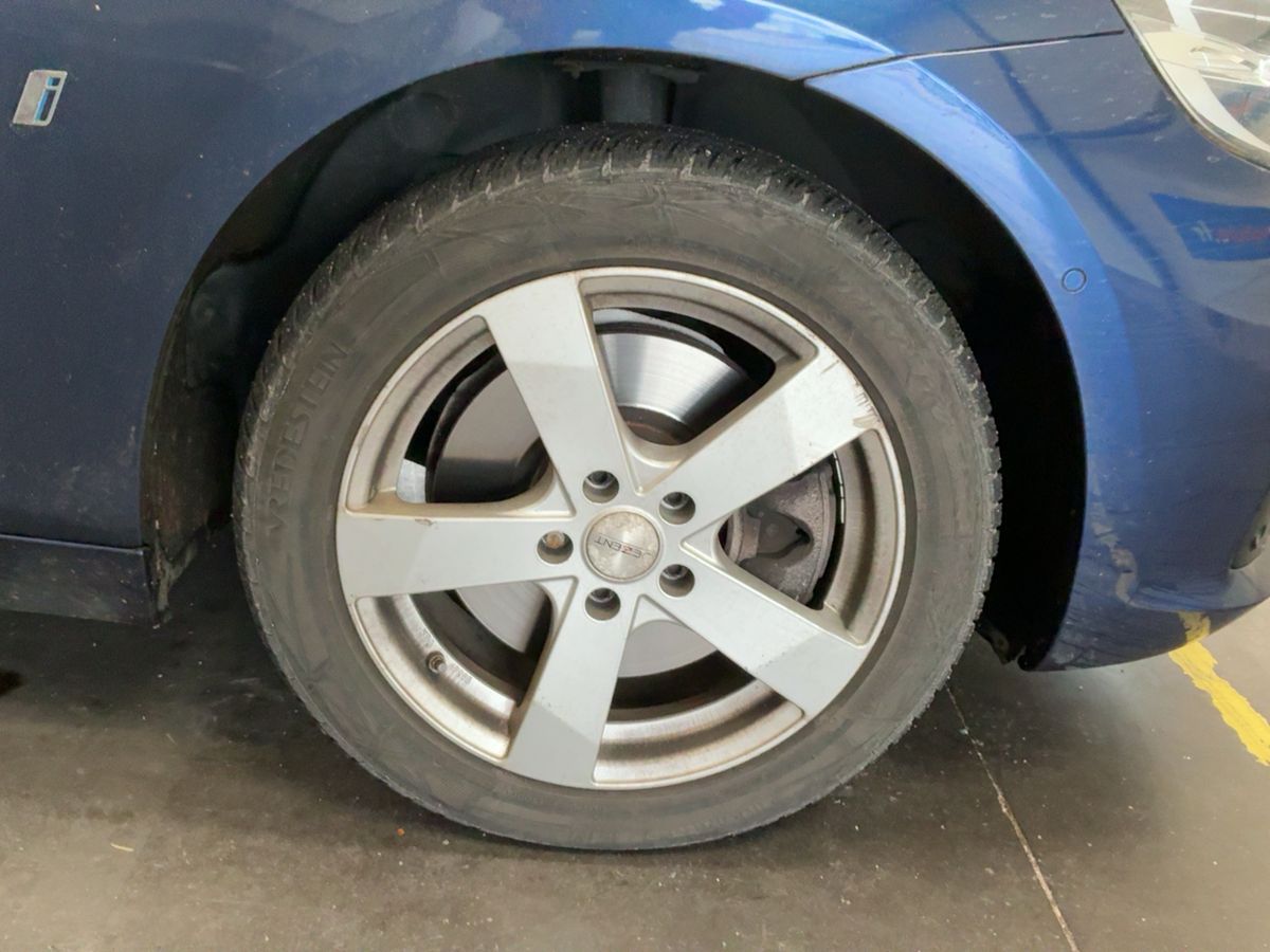 BMW 2er 2017 — photo 12