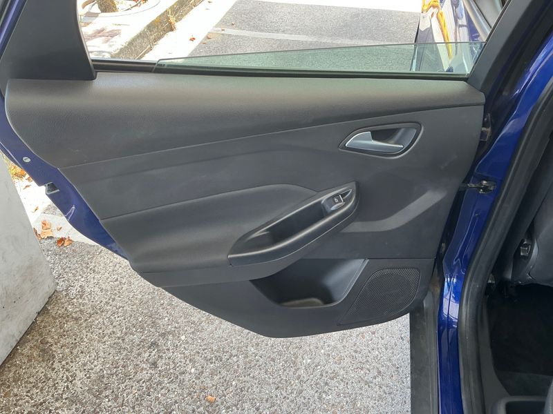 Ford Focus 1.5 TDCi Business 2016 – снимка 30