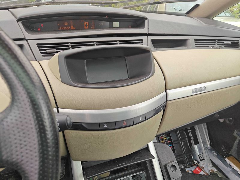 Renault Avantime 3.0 V6 Privilege — zdjęcie 13