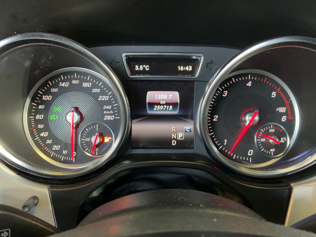 Mercedes-Benz GLE-Klasse 2018 — photo 19