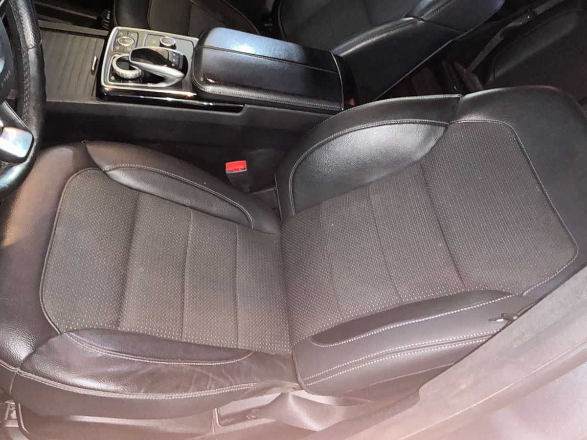 Mercedes-Benz GLE-Klasse 2018 — photo 35