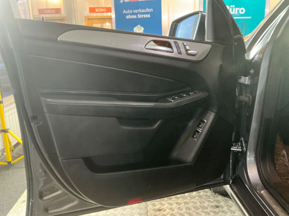 Mercedes-Benz GLE-Klasse 2018 — photo 37