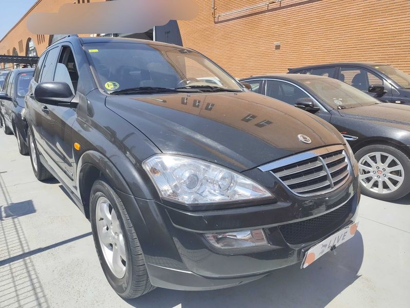 Ssangyong Kyron 2.0 200 Xdi Premium 4WD — zdjęcie 6