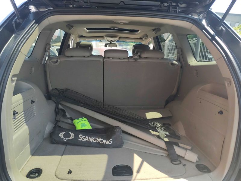 Ssangyong Kyron 2.0 200 Xdi Premium 4WD — zdjęcie 9