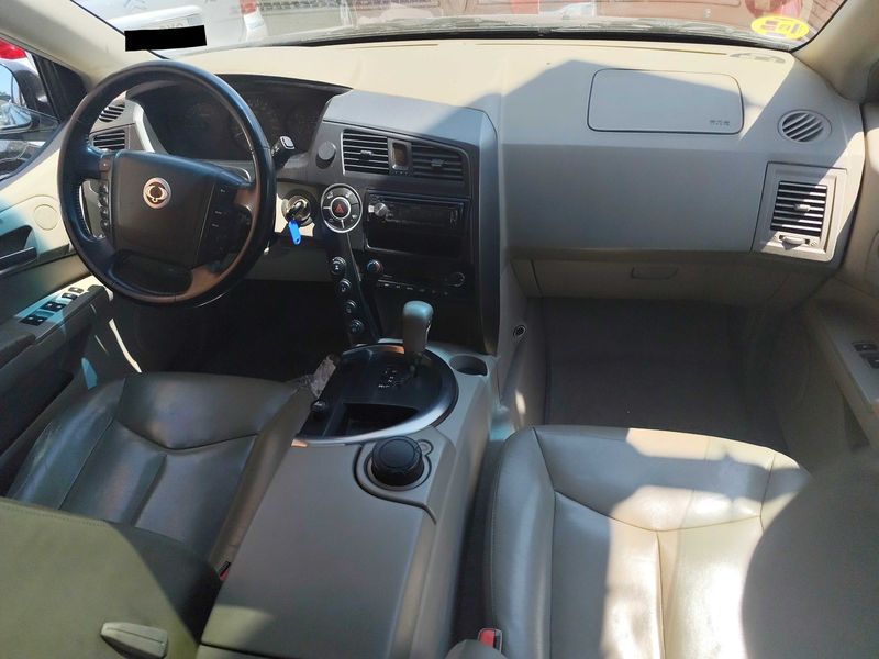 Ssangyong Kyron 2.0 200 Xdi Premium 4WD — zdjęcie 11