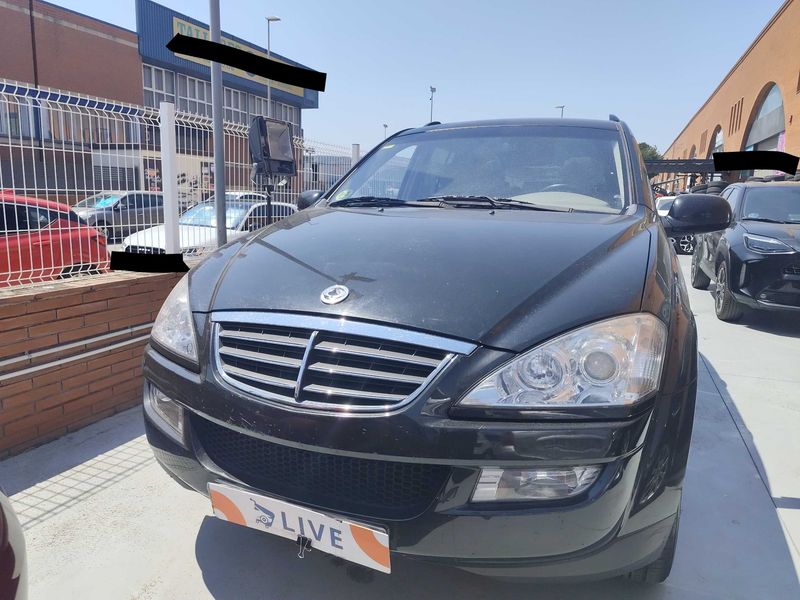 Ssangyong Kyron 2.0 200 Xdi Premium 4WD — zdjęcie 7