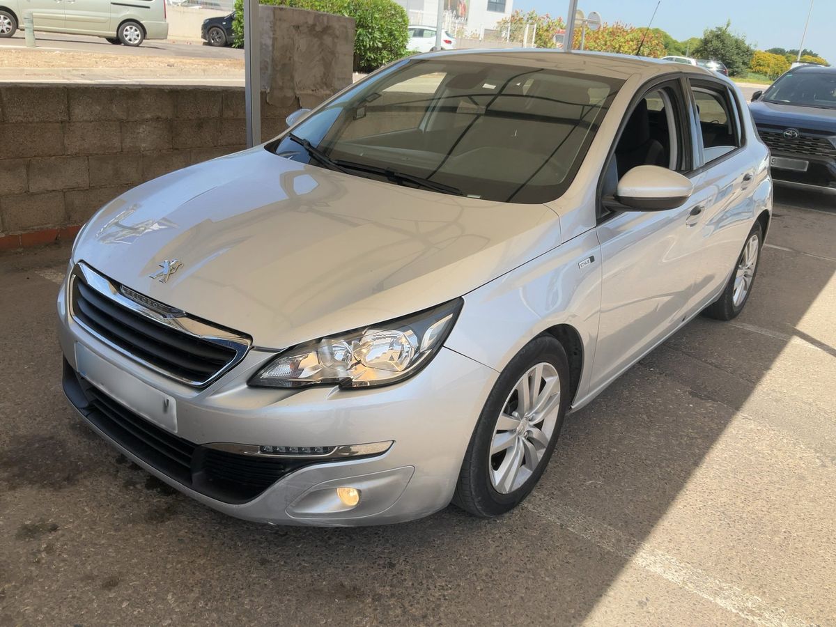 Peugeot 308 2016