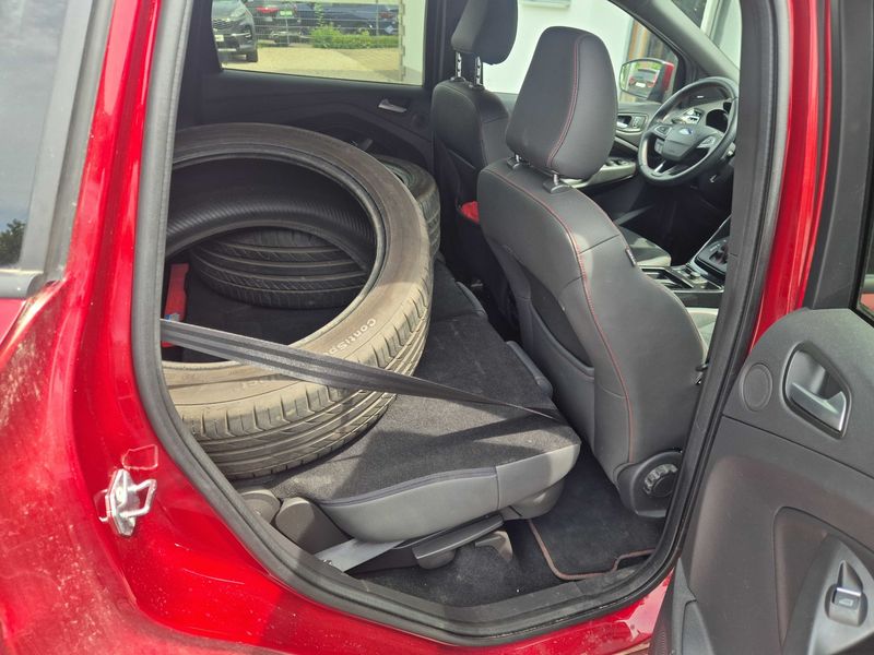 Ford Kuga 2.0 TDCi ST-Line — zdjęcie 14
