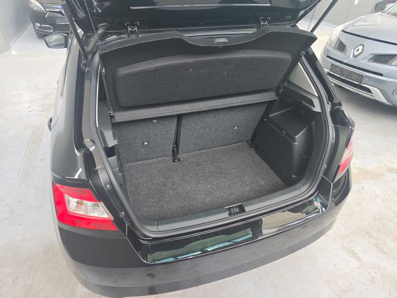 Skoda Fabia 1.2 TSI Joy — zdjęcie 9
