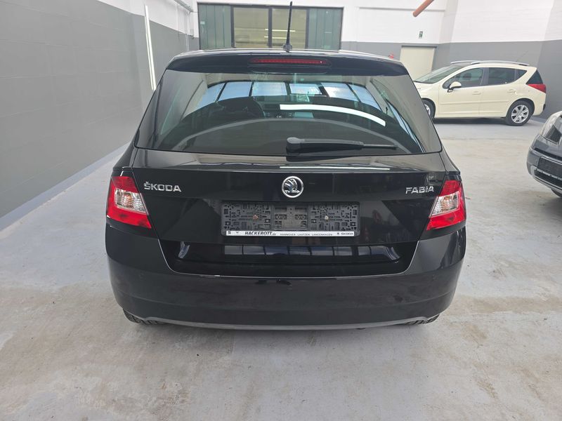 Skoda Fabia 1.2 TSI Joy — zdjęcie 4