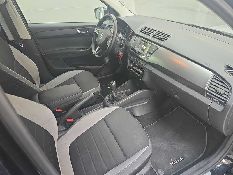 Skoda Fabia 1.2 TSI Joy — zdjęcie 10