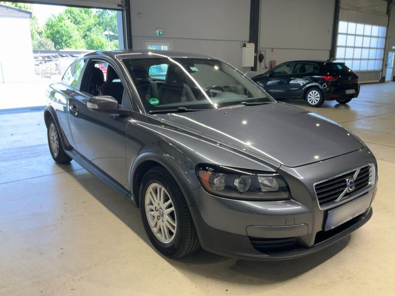 Volvo C30 1.8 Kinetic — zdjęcie 8