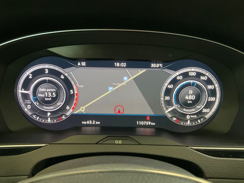 Volkswagen Passat Alltrack 2.0 TDI 4Motion BlueMotion Tech — zdjęcie 13