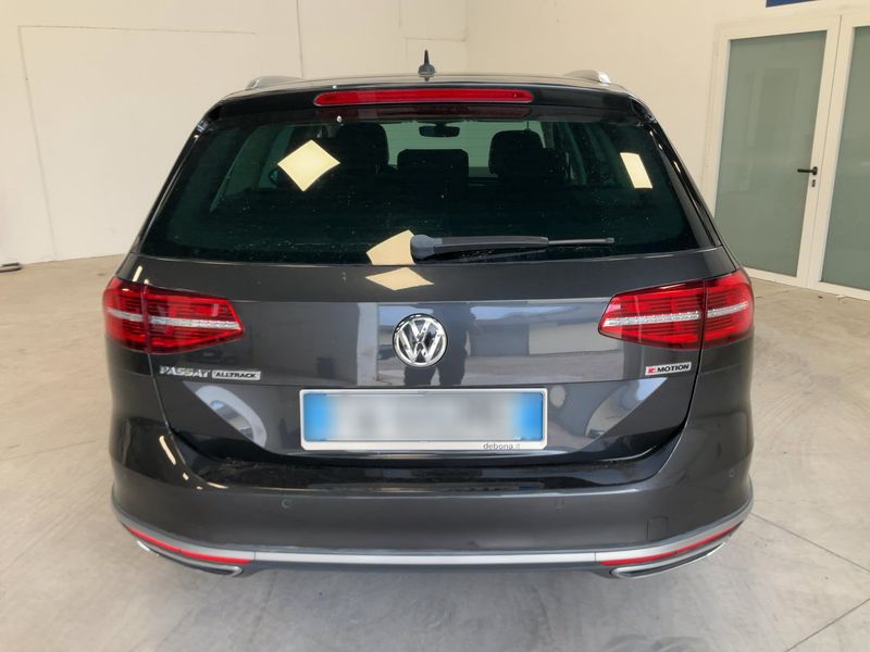 Volkswagen Passat Alltrack 2.0 TDI 4Motion BlueMotion Tech — zdjęcie 5