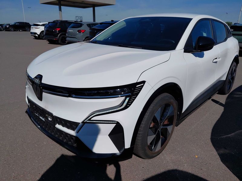 Renault Megane E-Tech electric drive 96 kW Equilibre — zdjęcie 2