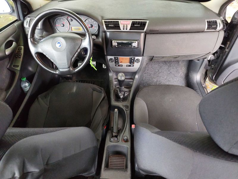 Fiat Stilo 1.9 JTD 115 — zdjęcie 11