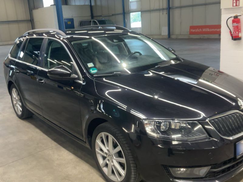 Skoda Octavia 1.4 TSI Elegance — zdjęcie 8