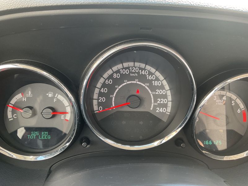 Dodge Caliber 2.0 SE — zdjęcie 4