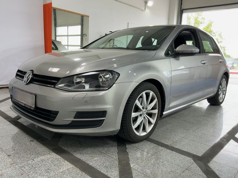 Volkswagen Golf VII 1.2 TSI Comfortline BlueMotion Tech — zdjęcie 1
