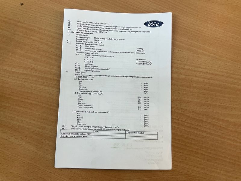 Ford Focus 1.0 EcoBoost Mild-Hybrid ST-Line — zdjęcie 16