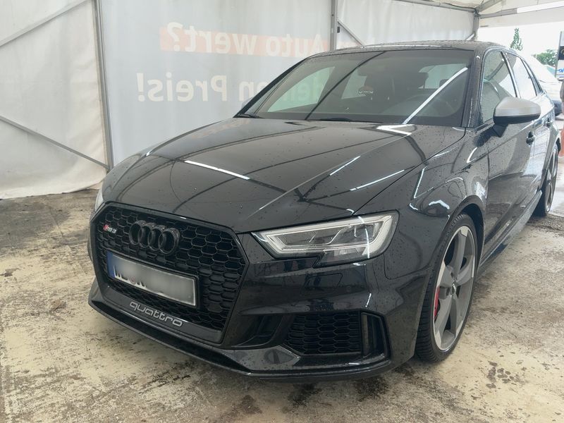 Audi RS 3 Sportback 2.5 TFSI quattro