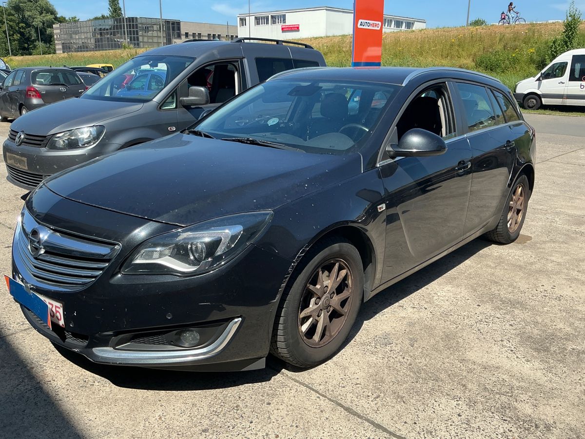 Opel Insignia 2015 — photo 1