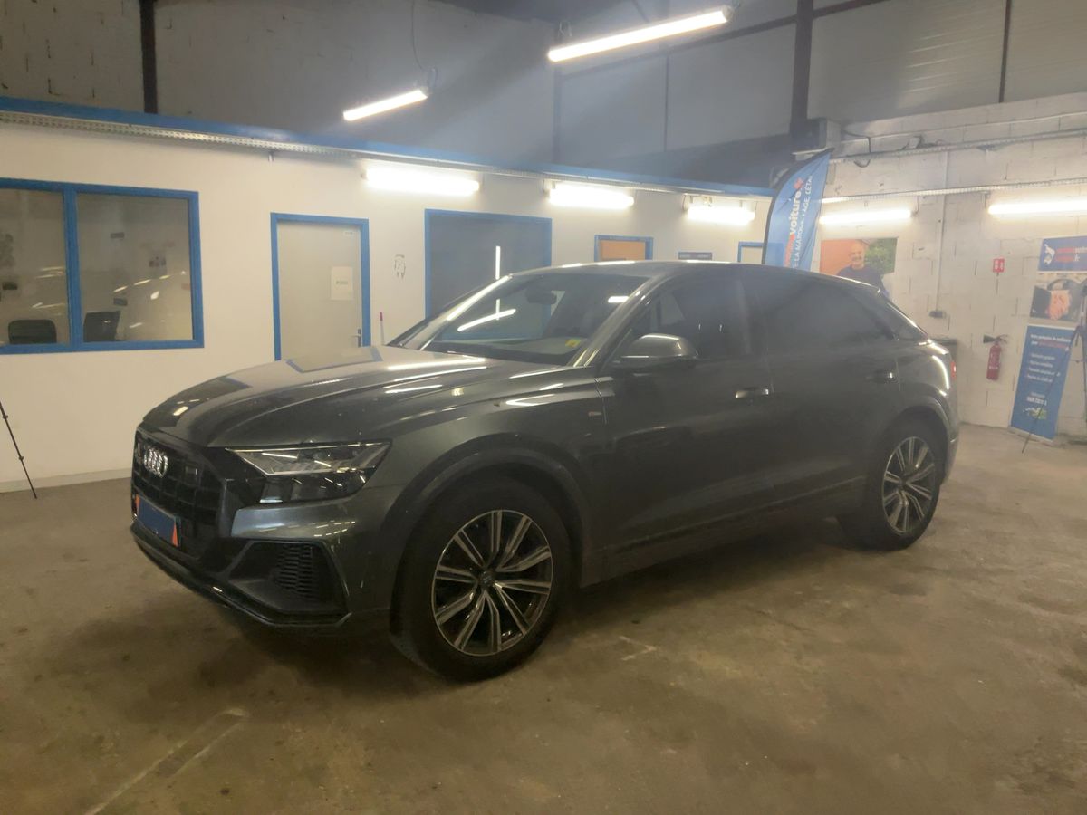 Audi Q8 2020