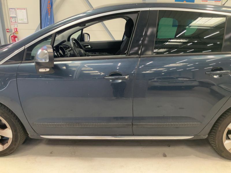 Peugeot 3008 1.6 HDi Allure 2011 – снимка 4
