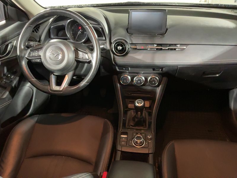 Mazda CX-3 2.0 Revolution AWD — zdjęcie 12